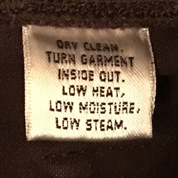 Beautiful Designer St. John Black Pants in Size 14 - Picture 6 of 6